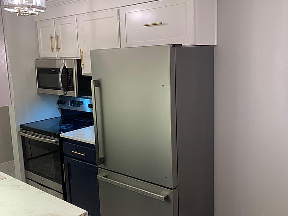 3rd image of 249 E Highline Cir APT 107