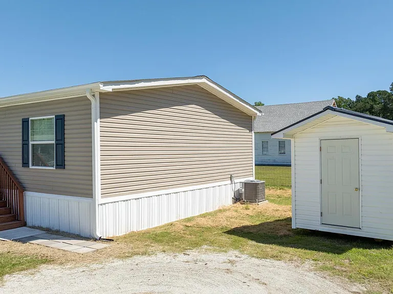 1118 Old Tar Landing Rd #D — Photo 5