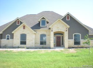 101 Westfield Vw, La Vernia, TX 78121