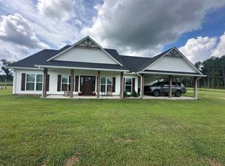 420 County Road 10, Stringer, MS 39481