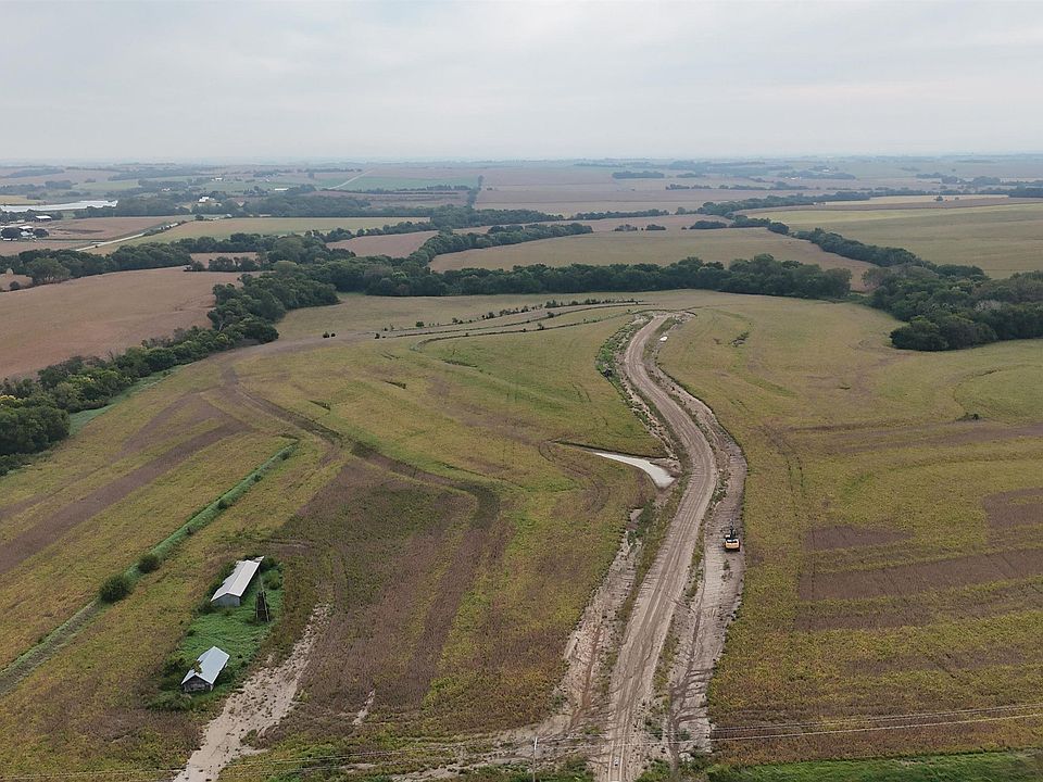 2nd image of 2 Cottonwood Acres