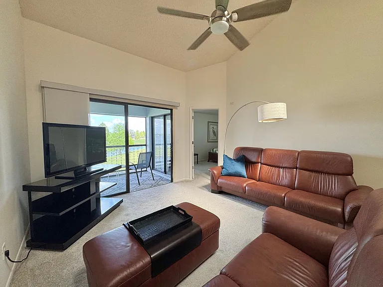 715 Magnolia Pl — Photo 17