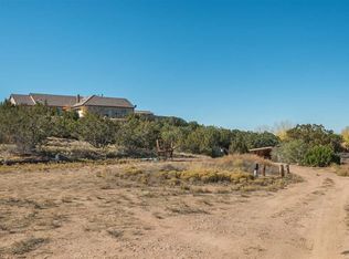 33 N Estrellas Rd, Santa Fe, NM 87507