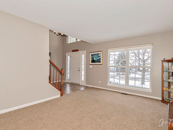 5th image of 796 Horseshoe Cir