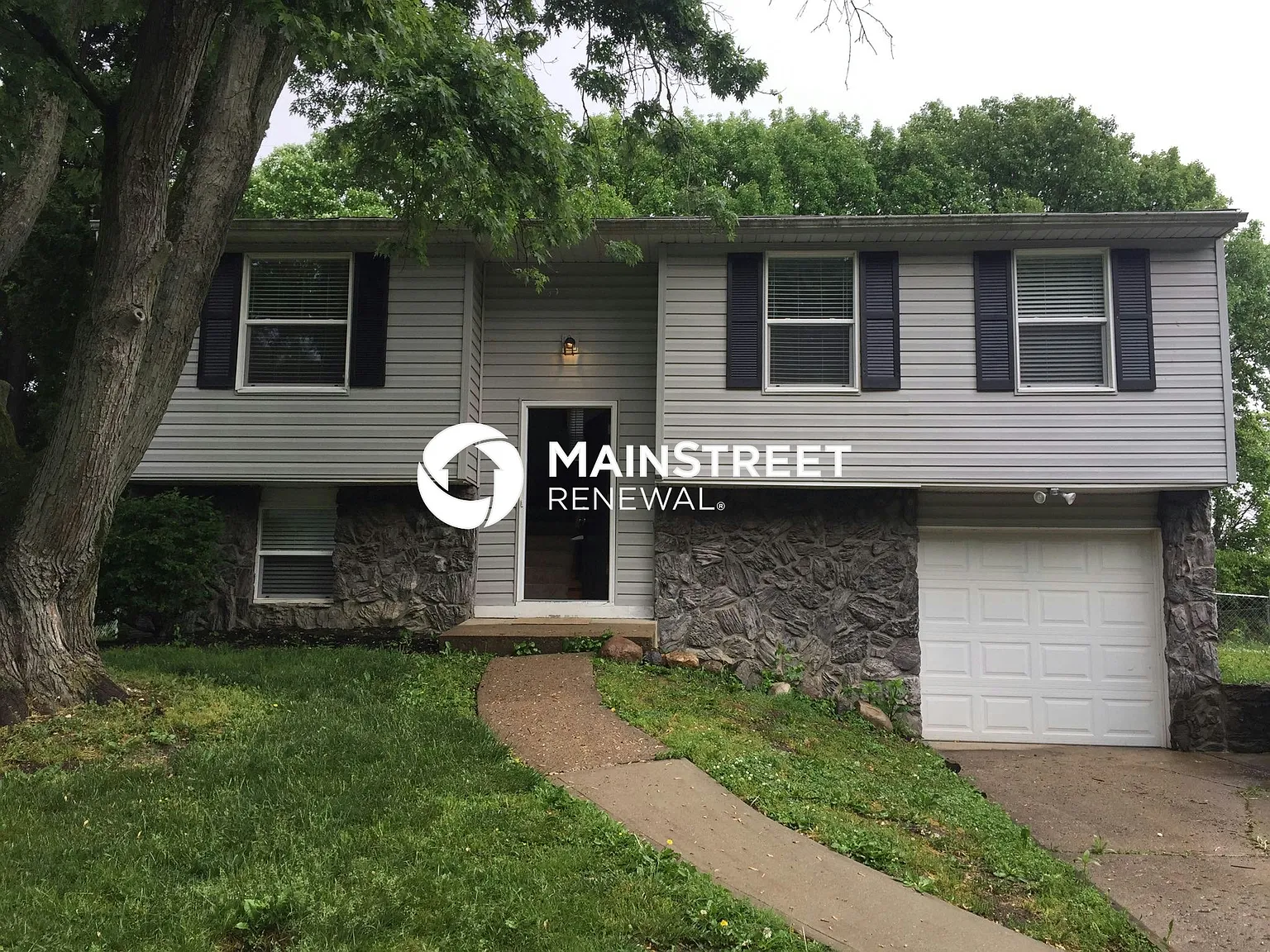 1419 Mutz Dr photo 1