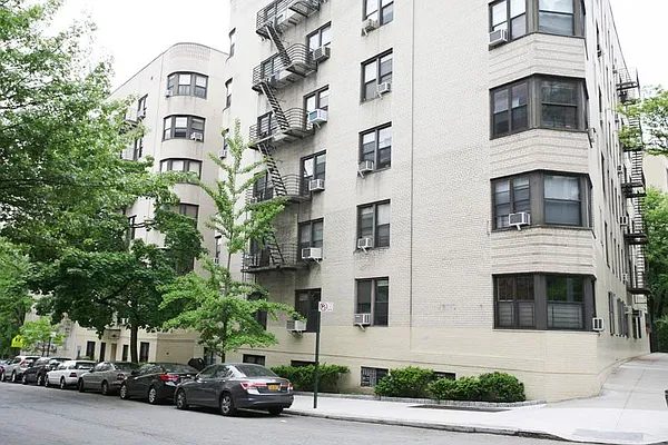 Sold by Simone Song Properties, LLC | media 43