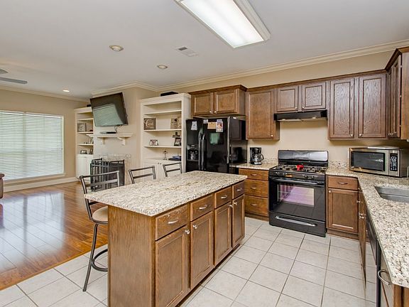 2nd image of 13045 Cypress Gold Dr
