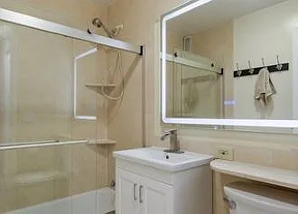400 E Randolph St #2604 — Photo 8