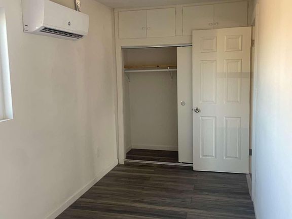 3rd image of 208 N CAMERON Avenue