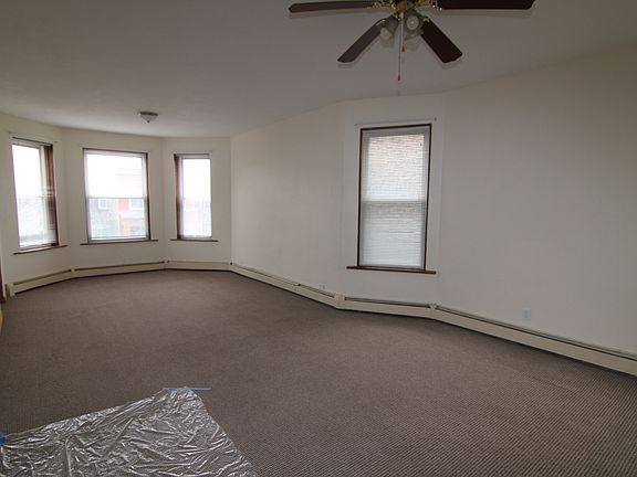 2nd image of 4025 W Cornelia Ave #2