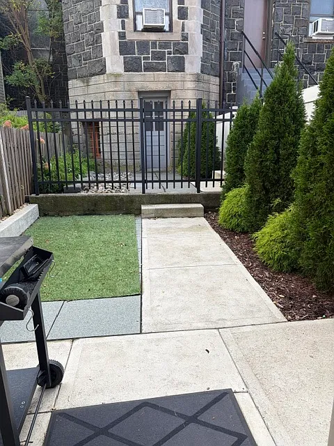 3 bed, 1800 sqft, $4,450 — Photo 4