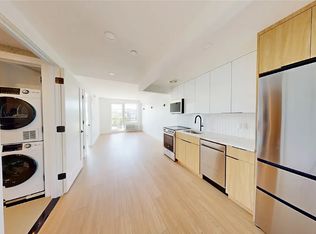 141 Erasmus St #2E, Brooklyn, NY 11226
