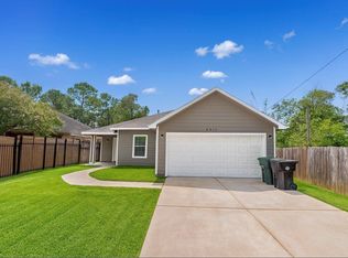 6017 E Houston Rd, Houston, TX 77028