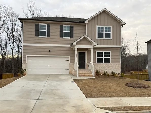 275 Red Dragon Dr, Jefferson, GA 30549