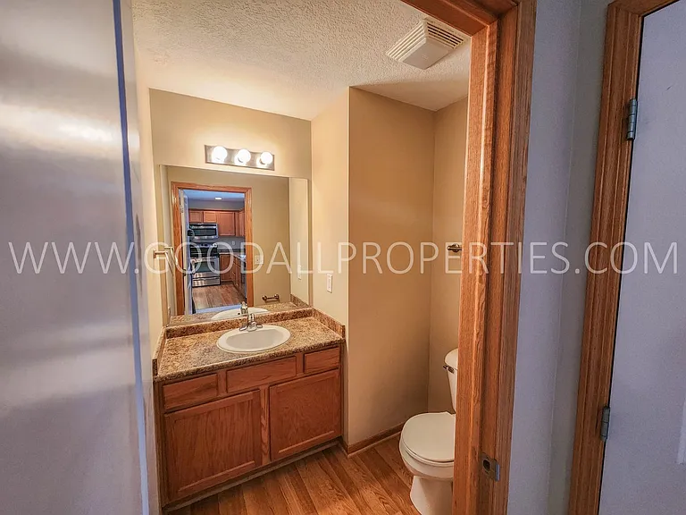 4304 153rd Pl — Photo 7