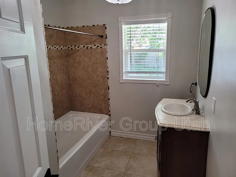 632 E Wilson Ave — Photo 8