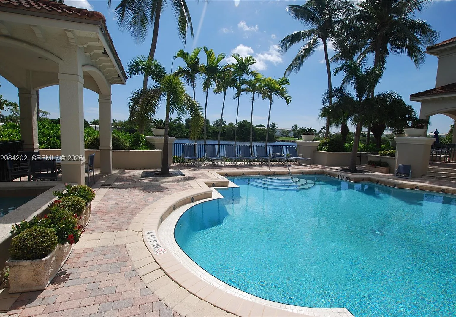 Tuscany On The Intracoast — Photo 1