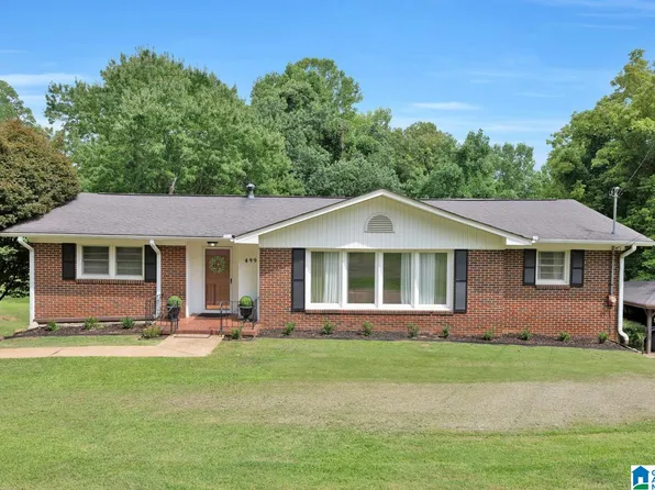 499 3rd St NW, Graysville, AL 35073