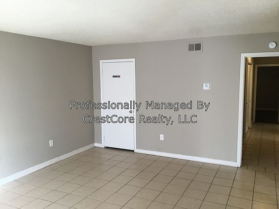3rd image of 5492 Apple Blossom Dr
