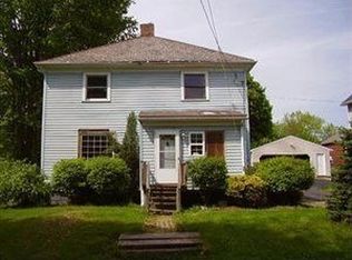 140 Leake St, East Palestine, OH 44413