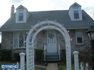 34 W 10th St, Pottstown, PA 19464