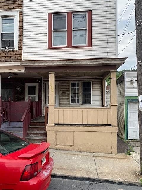 1st image of 208 W Patterson St