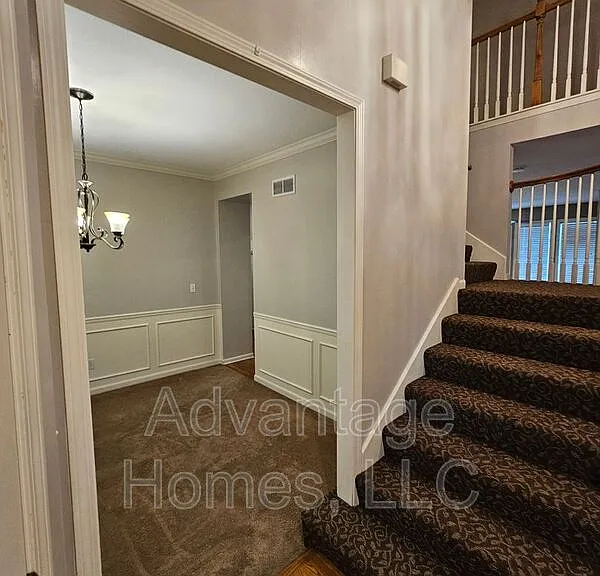 14117 Parkhill Ln — Photo 4