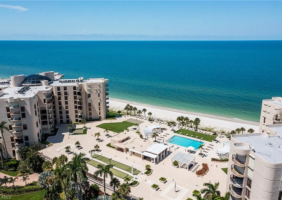 3115 Gulf Shore Blvd N #203S