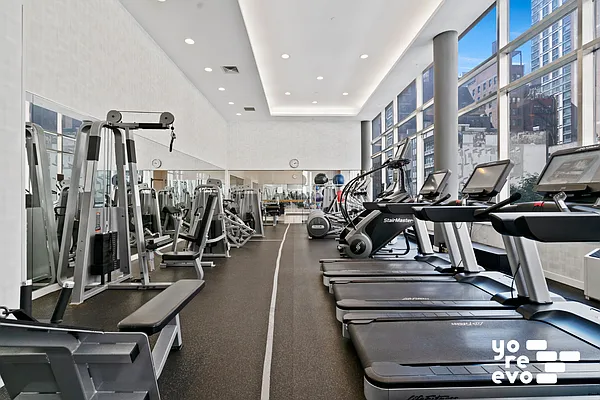 Sold by Yoreevo, LLC | media 15