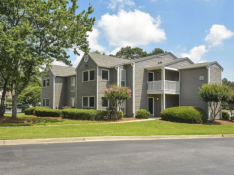 Spring Lake Apartments — Photo 6