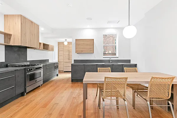 Rented by Massada Home Sales Inc | media 26