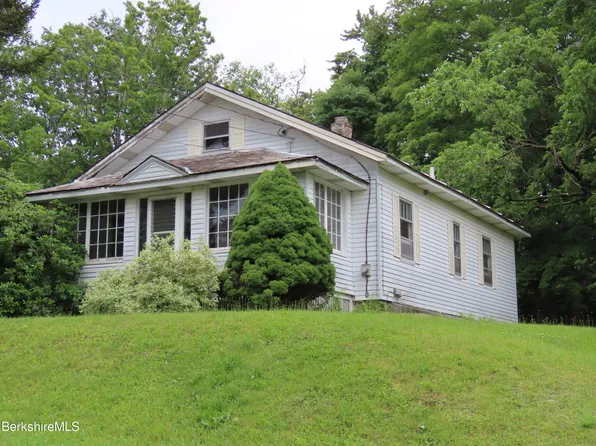 177 Kemp Ave, North Adams, MA 01247