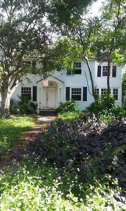 2nd image of 712 N Wild Olive Ave