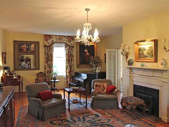 Living room with fireplace