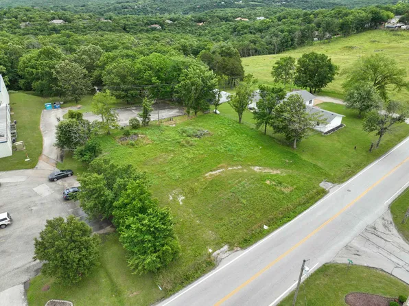 1420 Bee Creek Road, Branson, MO 65616