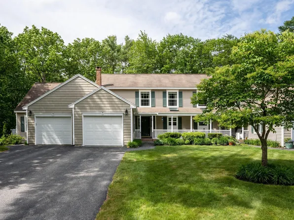 37 Dunnhill Drive #37, Kennebunk, ME 04043