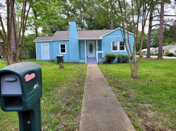 1011 Irwin St, Dothan, AL 36301