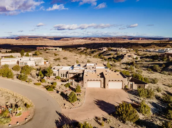 2 Third Mesa Ct, Placitas, NM 87043