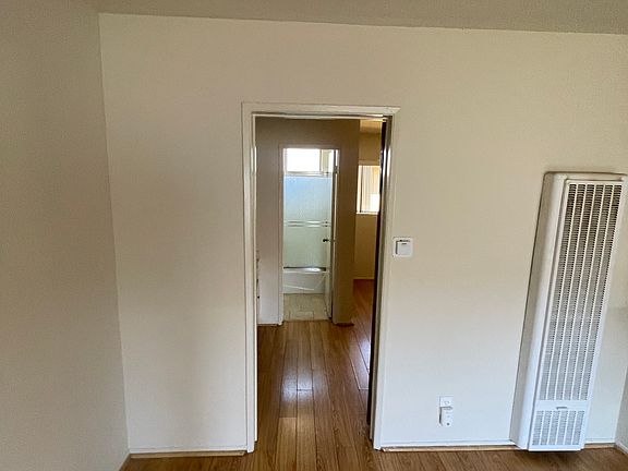 5th image of 5927 Gregory Ave APT 8