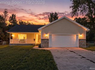 10492 Clark Rd, Davison, MI 48423