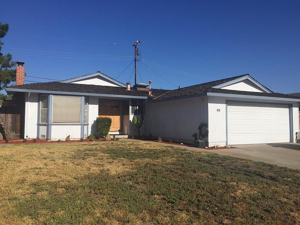 1st image of 466 Chinook Ln