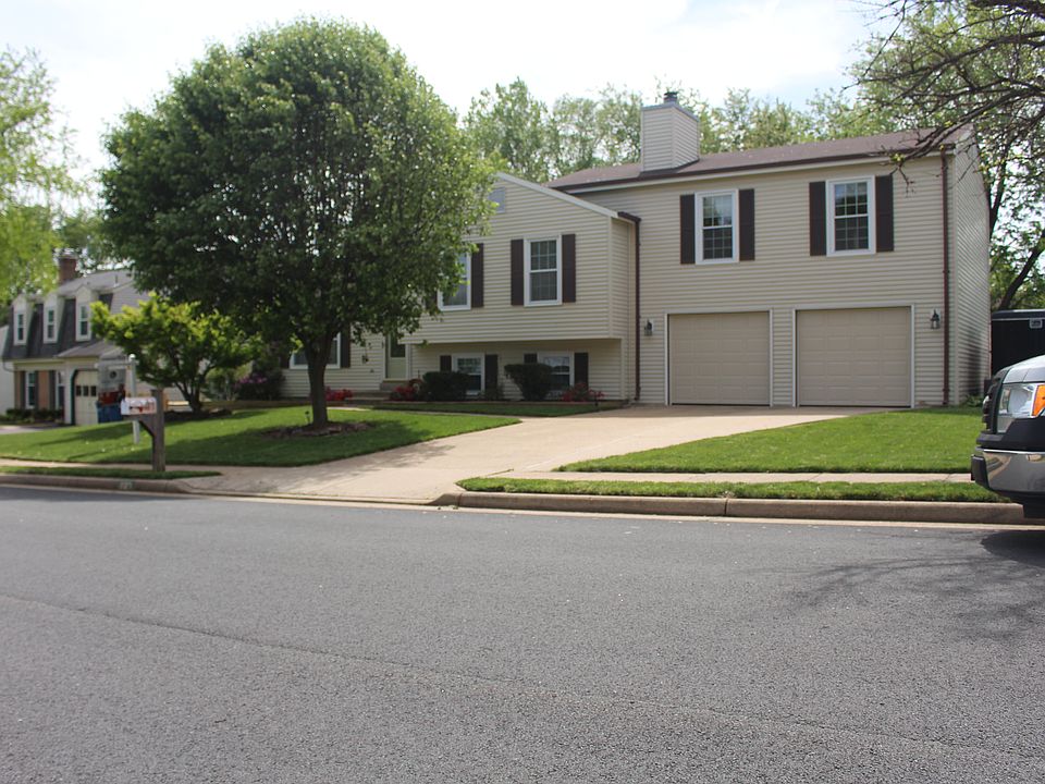 1st image of 1620 Sadlers Wells Dr