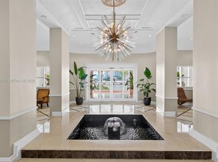 Courvoisier Courts, Miami, FL 33131