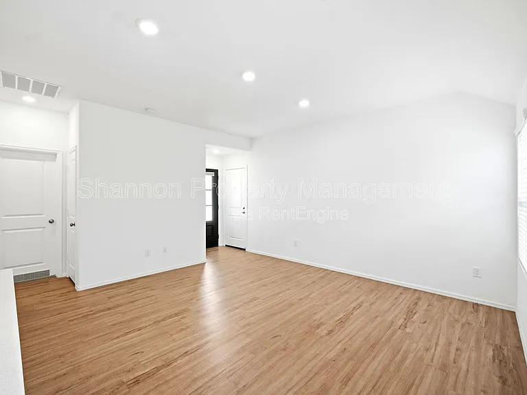 3002 Delancey Bend Way — Photo 5