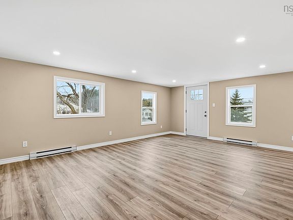 4th image of 33 Riverview Rd