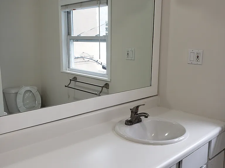 1215 Gerritt St — Photo 17