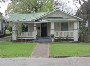 821 Meridian St, Florence, AL 35630