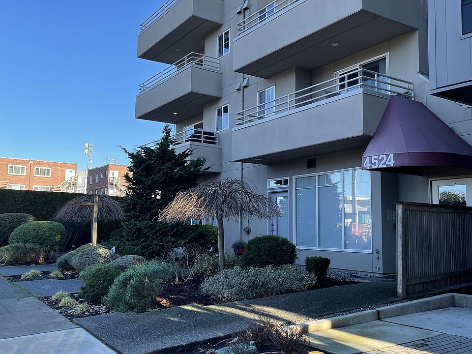 4524 front entry of building located on 44th Ave SW