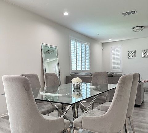 4th image of 45624 Sancroft Ave