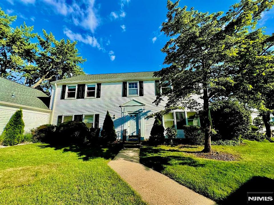 1st image of 263 Middlebury Ln #263N